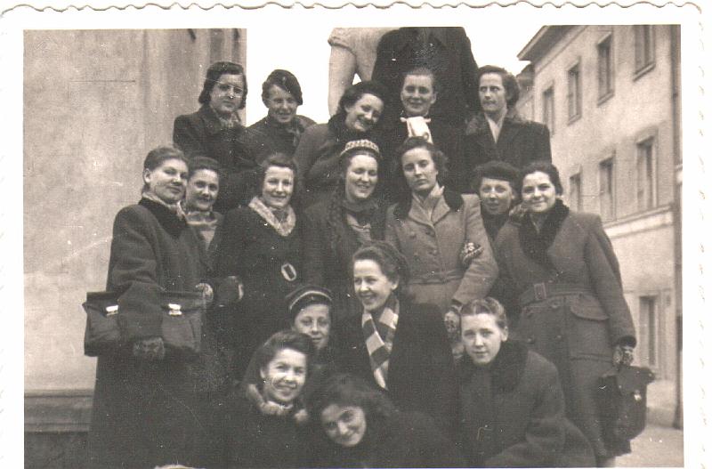 wagary_na_mariensztacie_1950.jpg - Wagary na Mariensztacie, rok 1950