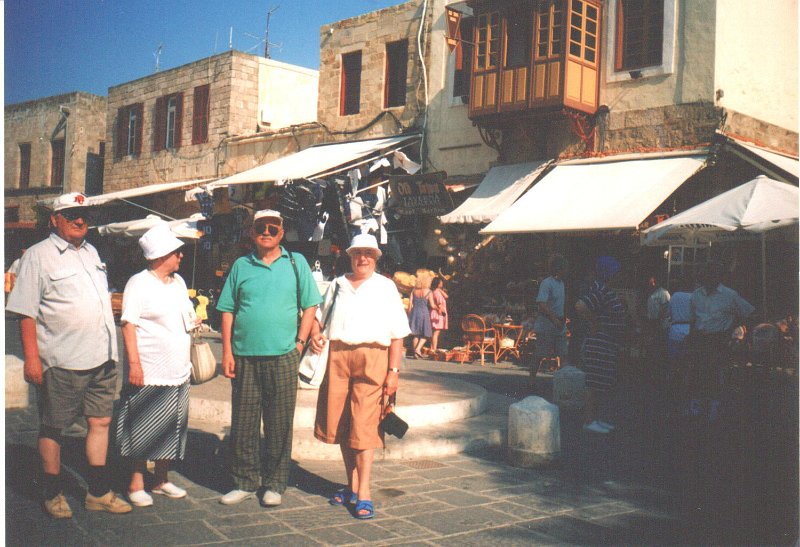 docu0570.jpg